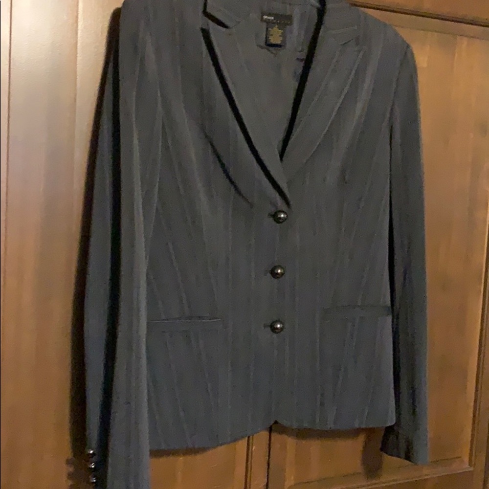 Grey Blazer Metal Buttons Front Sleeve